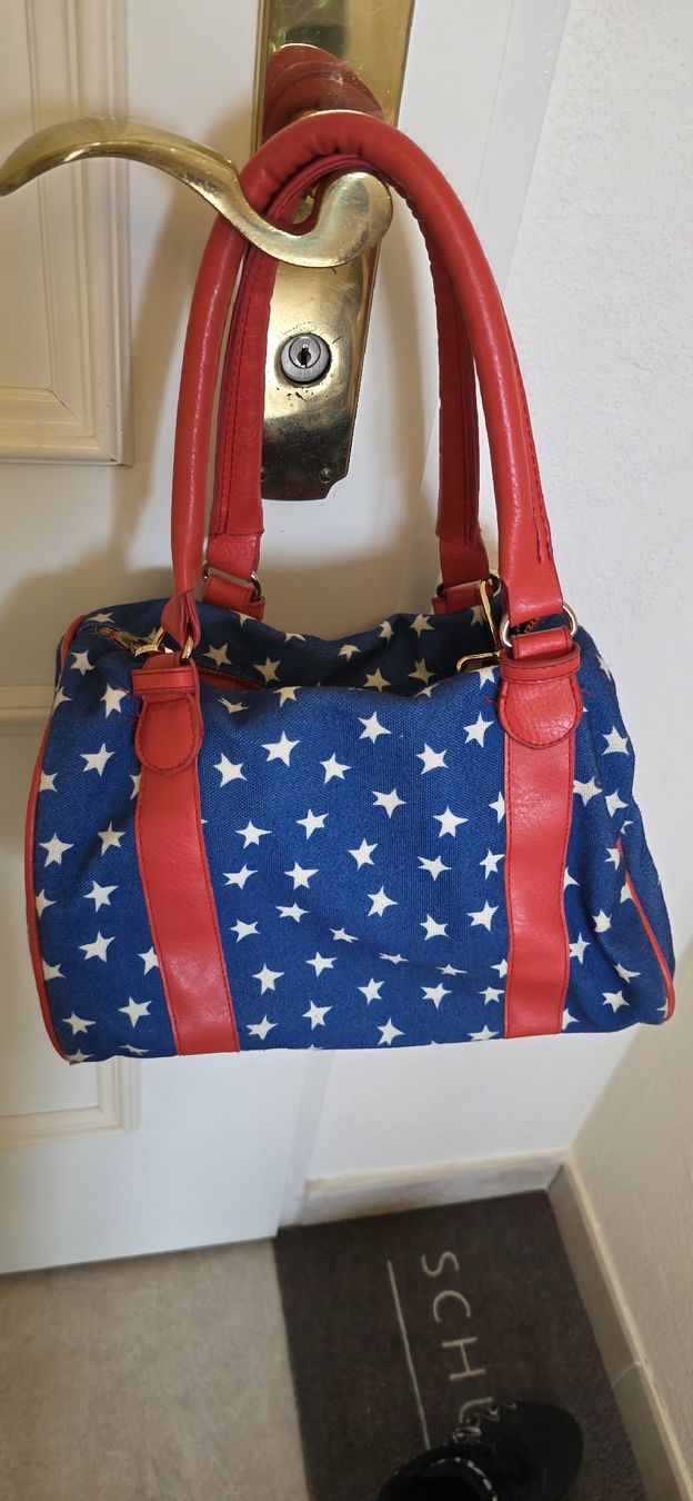 Borse da donna: Wonder Woman Tasche – Usato da Ehrendingen venduto da kikiflo 1
