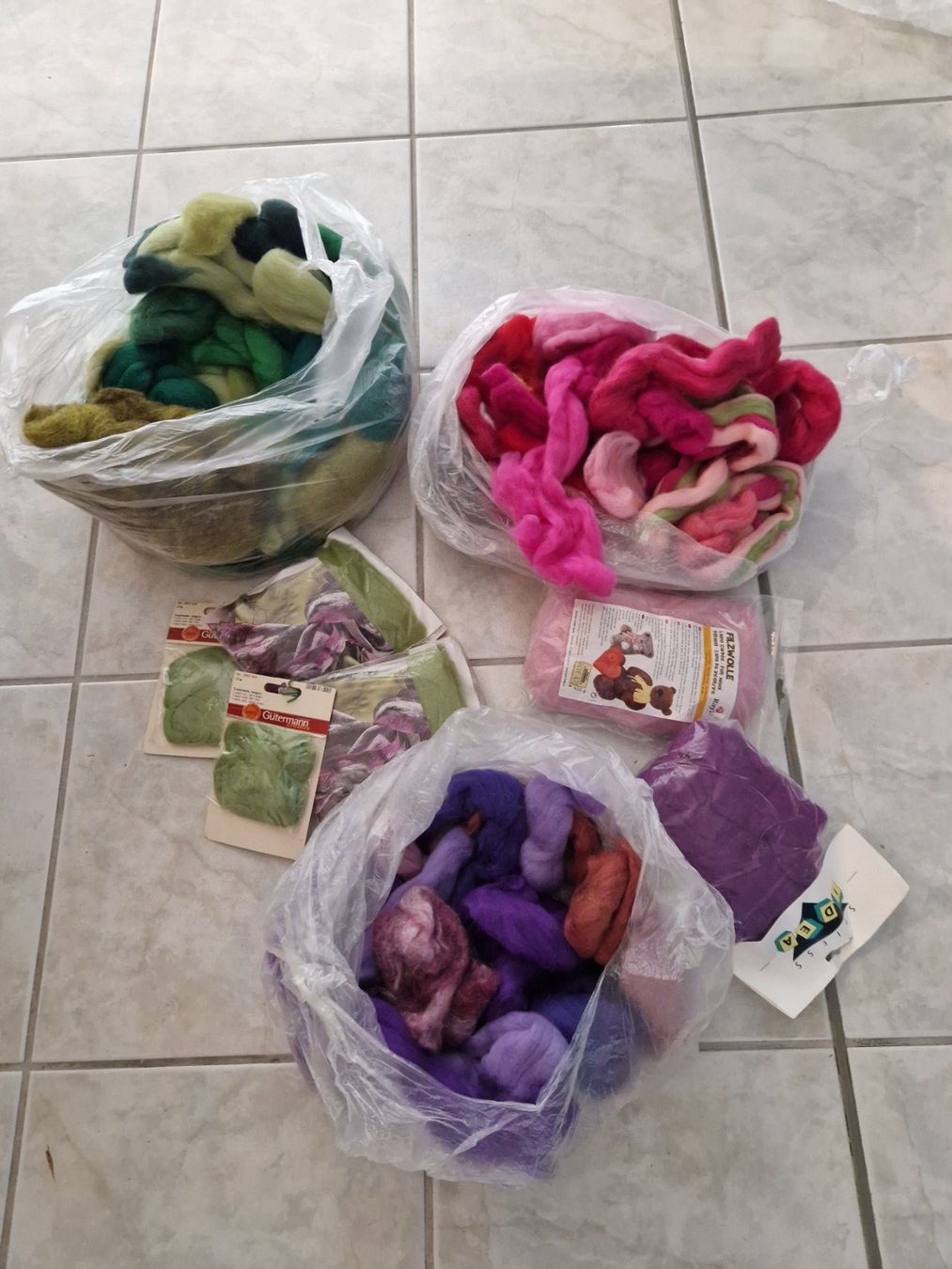 Kit bricolage: Filzmaterial - Ausgiebige Sammlung – Usato da Delémont venduto da Tinkpink 2