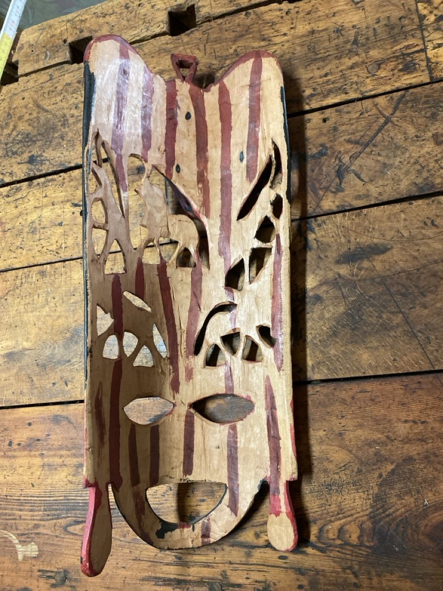 Tutte le decorazioni: Maschera Africana in Legno – Usato da Capolago venduto da chi_2v5h 1
