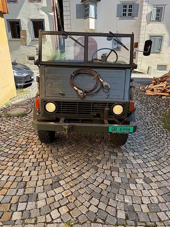 Véhicules utilitaires: Unimog 2010  – D'occasion à St.Moritz par Duc1234