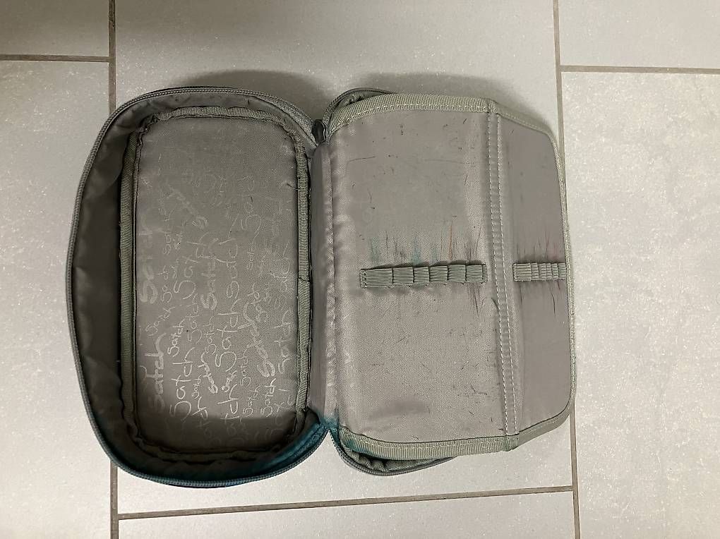 Zaini: Satch Pack Schulrucksack 3 teilig farbig – Usato da Zürich venduto da lia_n8fg 4