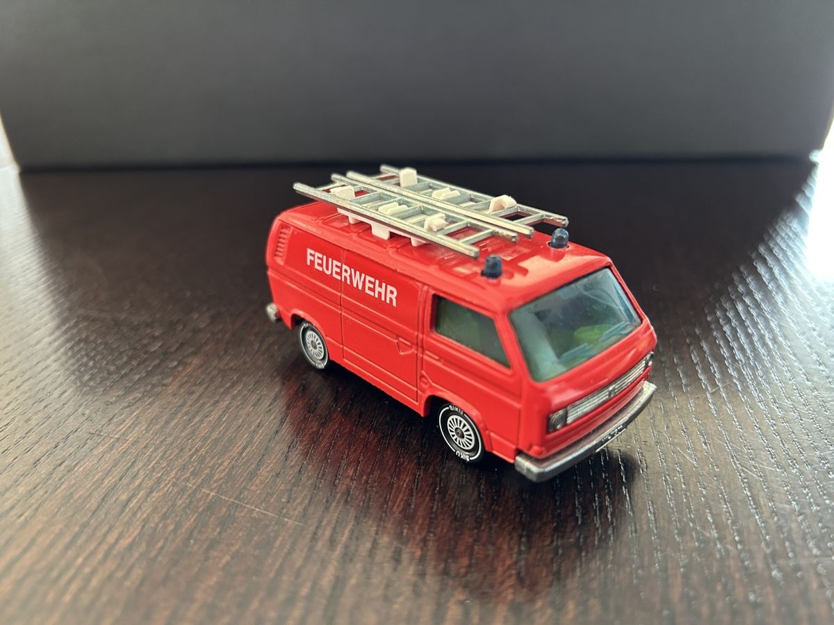 Volkswagen Modellautos: VW Transporter Feuerwehr – Defekt aus Islisberg von Nawi2000