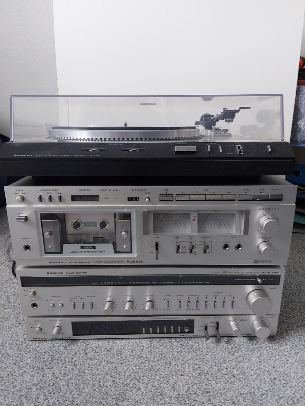 Lettore multimediale & Streamer: Stereoanlage Sanyo – Usato da Rain venduto da Europool