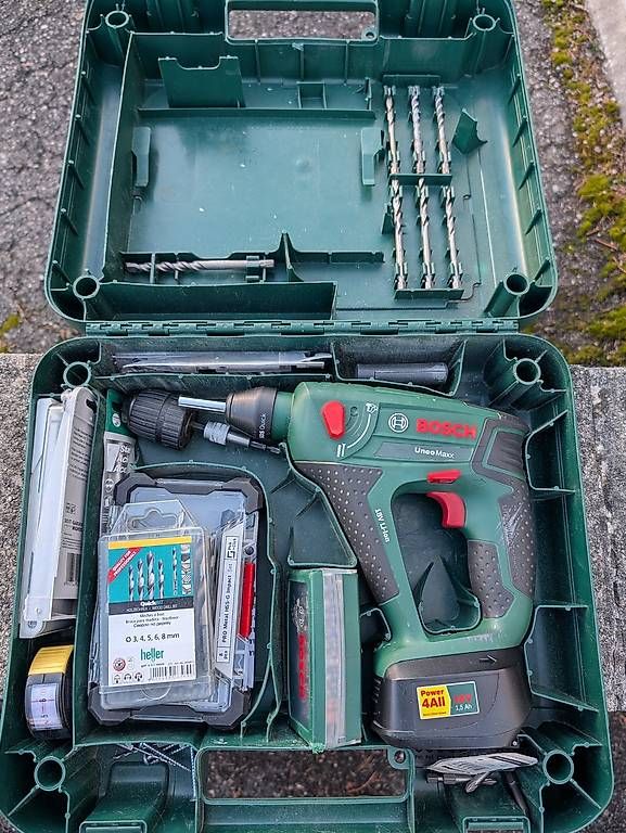 Trapani: Bosch Akku Bohrhammer Uneo Maxx – Usato da Nidau venduto da nani111 2