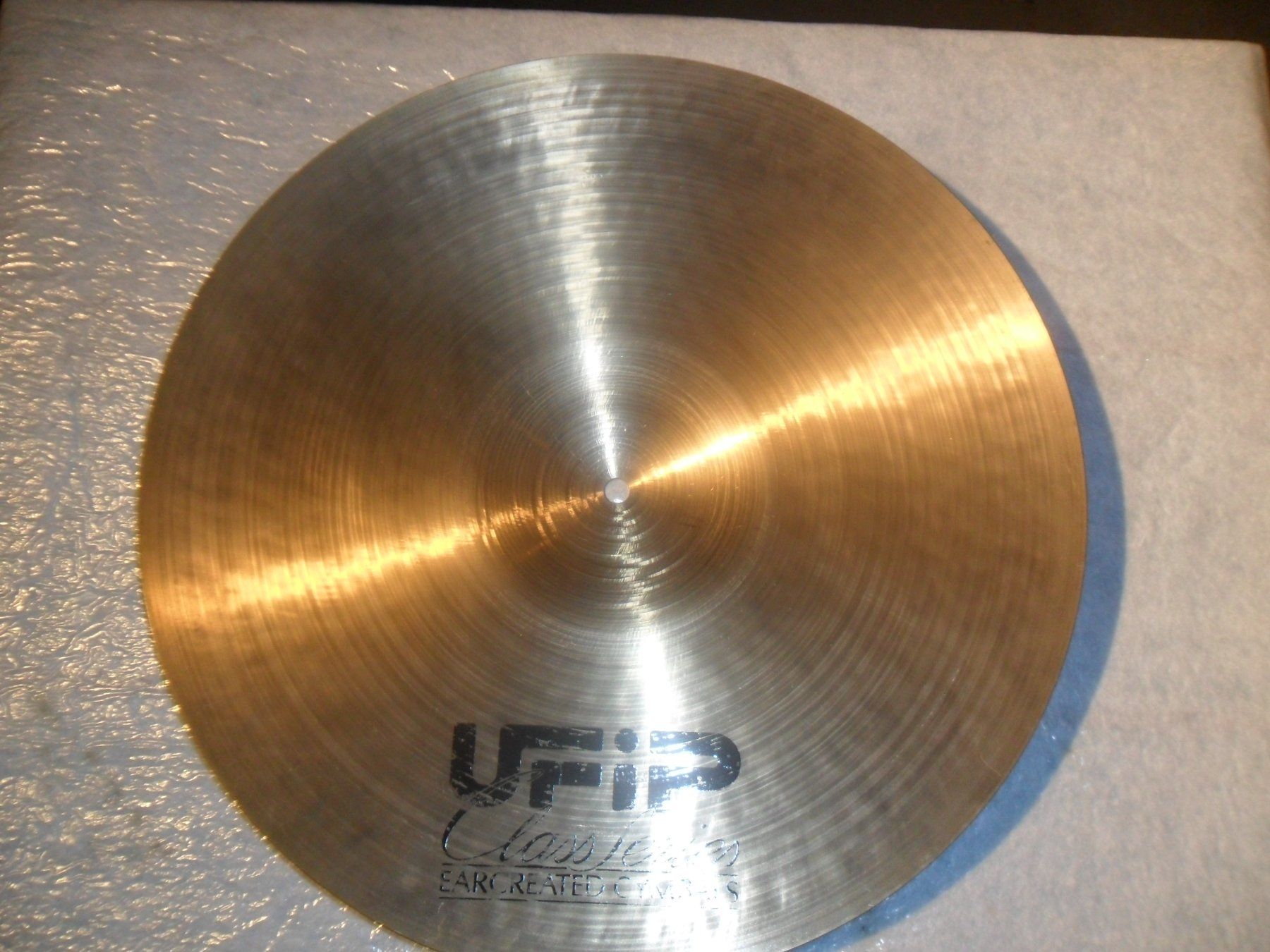 Musikinstrumente: UFIP Class Series Crash 16" – Gebraucht aus Aesch BL von isc_85jd 2