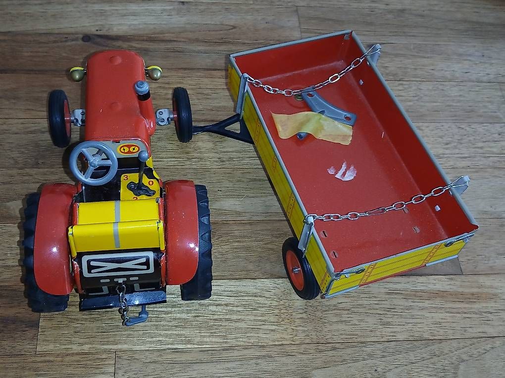 Trattori: Vintage 70er Kovap  Traktor Blech Traktor & Anhänger  – Usato da Bäch SZ venduto da Retroandy 3