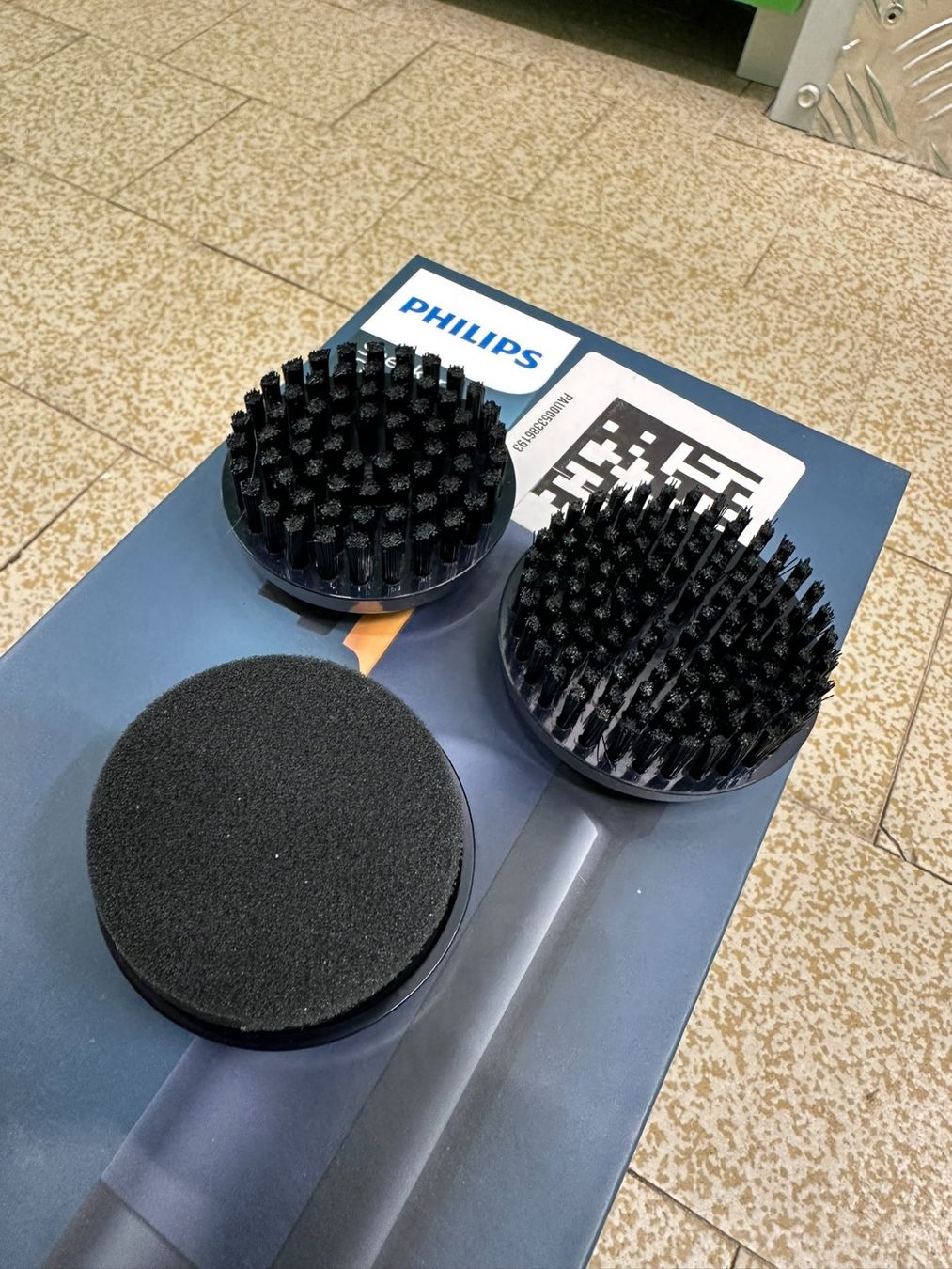 Scarpe da donna: Philips Sneaker Cleaner – Nuovo e nell'imballaggio originale da Hinteregg venduto da Loris.Breyer 5
