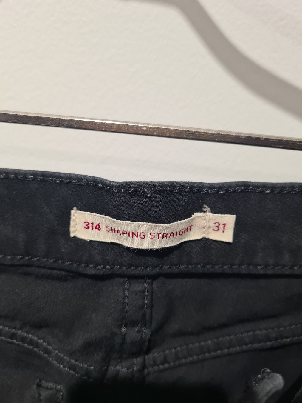 Levi's Jeans: Schwarze Levi's 314 Shaping Straight Jeans, Gr. 31 – Usato da Adligenswil venduto da FriedasWelt 5