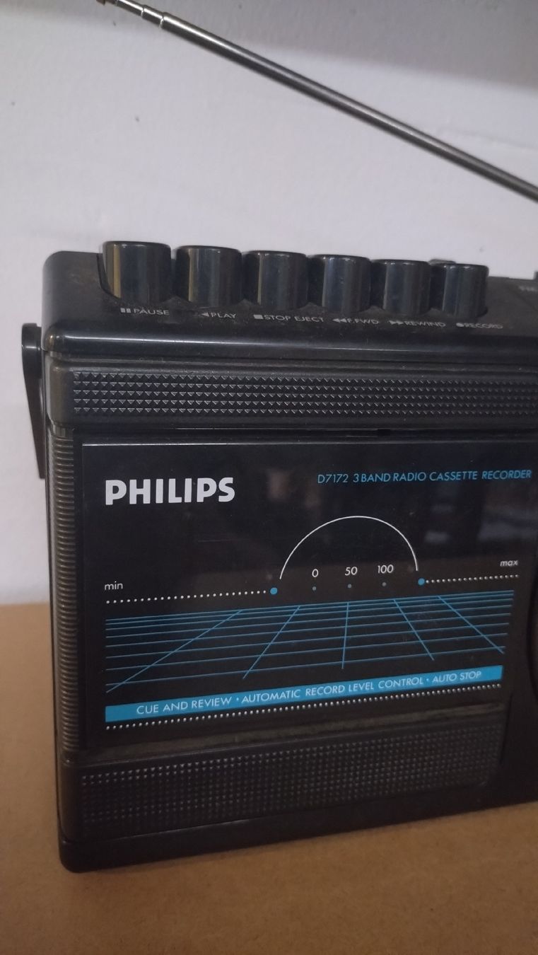 Philips Radios: Radio cassette Philips D7172  – Gebraucht aus Farvagny-le-Grand von LaCaverne 1