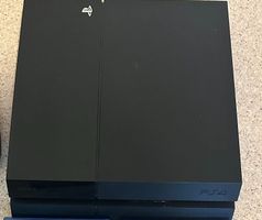 Schwarze PS4 KONSOL MIT 500GB