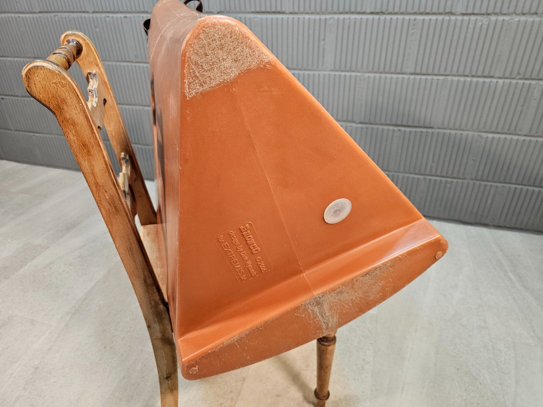 Sgabelli: 1St. 2006 Bronco Extremis Bar Hocker Höcker Sattelhocker – Usato da Nottwil venduto da Wondewa-Shop 7