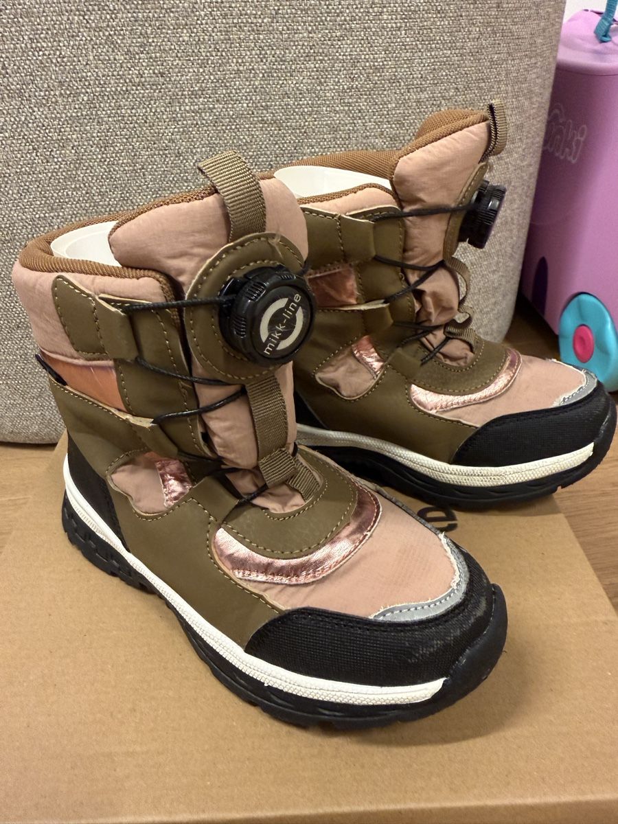 Schuhe für Jungen: Mikk-line Winterstiefel Gr. 31 – Gebraucht aus St. Gallen von gat_kp29