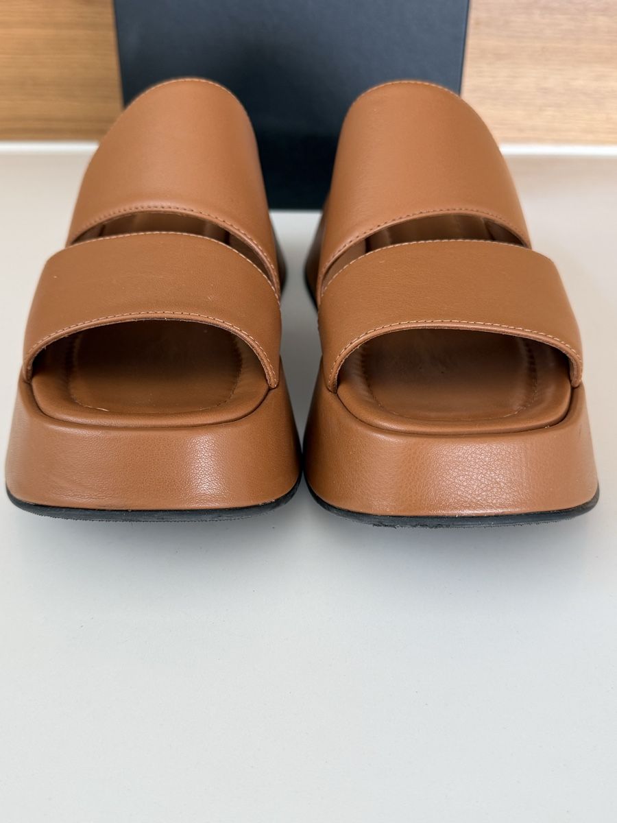 Vic Matié Damenschuhe: Vic Matié Mules cognac, Gr. 38,5 – Neu (gemäss Beschreibung) aus Hergiswil NW von Kaktus34 4