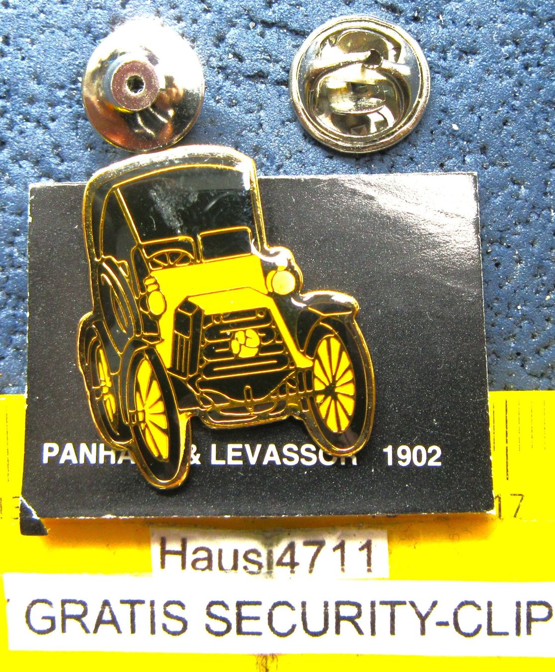 Placchette & Badge: PANHARD & LEVASSOR 1902 AUTO PIN GLASIERT MIT SECURITY-CLIP – Usato da Ettingen venduto da Hausi4711
