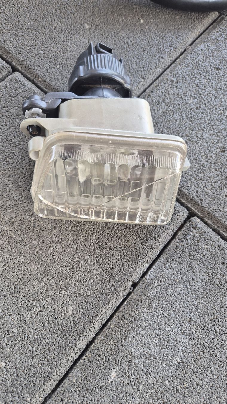 Volkswagen Tutti pezzi di ricambio auto: Vw Golf 2 Originalteile – Usato da Buttisholz venduto da inf_9fvt 3