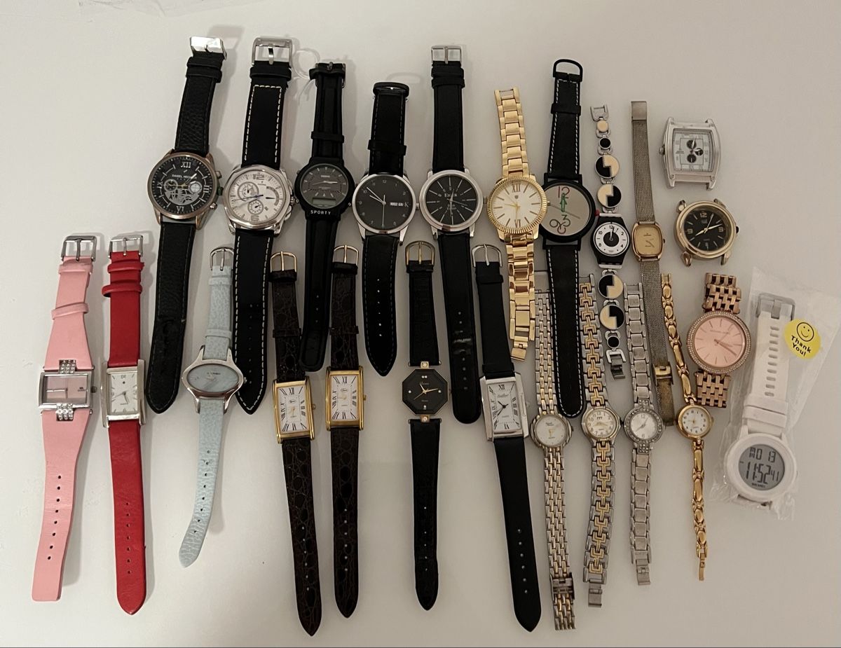 Montres: 4 Uhren  – Défectueux à Bern par UhrDeal 1