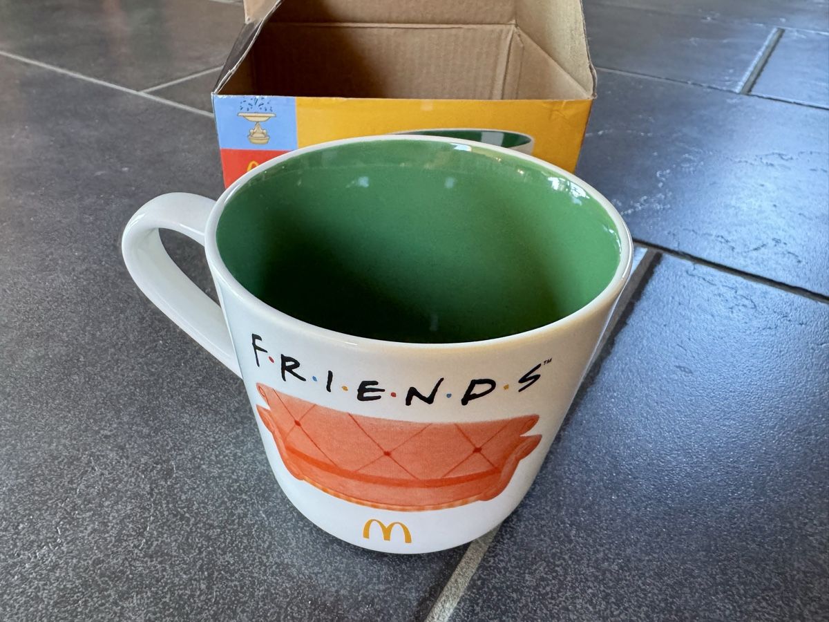 Tazze: Tasse Friends collector – Nuovo e nell'imballaggio originale da Corgémont venduto da whizzzmo 1