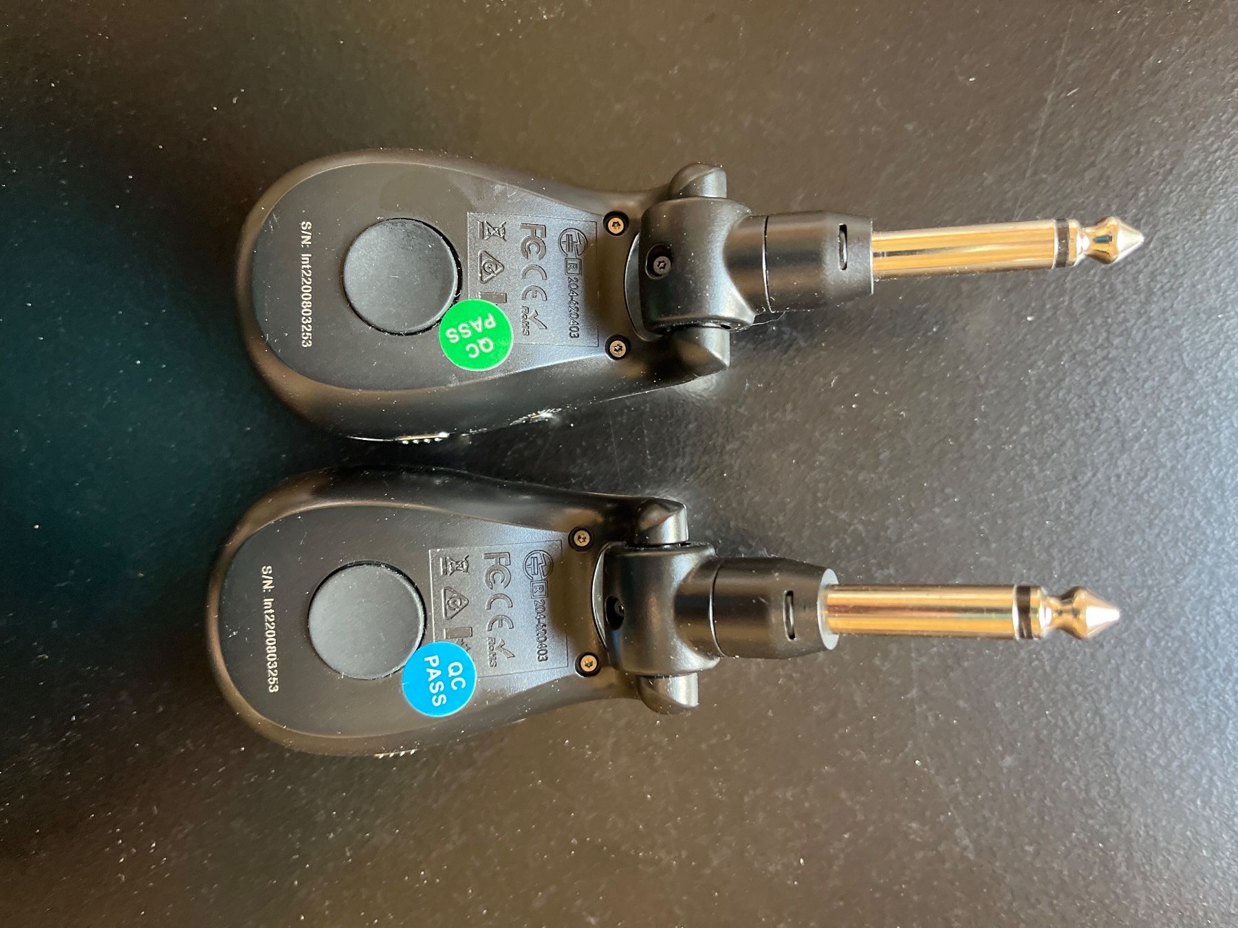 Strumenti musicali: XVIVE U2 Audio Transmitter & Receiver 2.4GHZ Wireless System – Usato da Oberbuchsiten venduto da Linus07