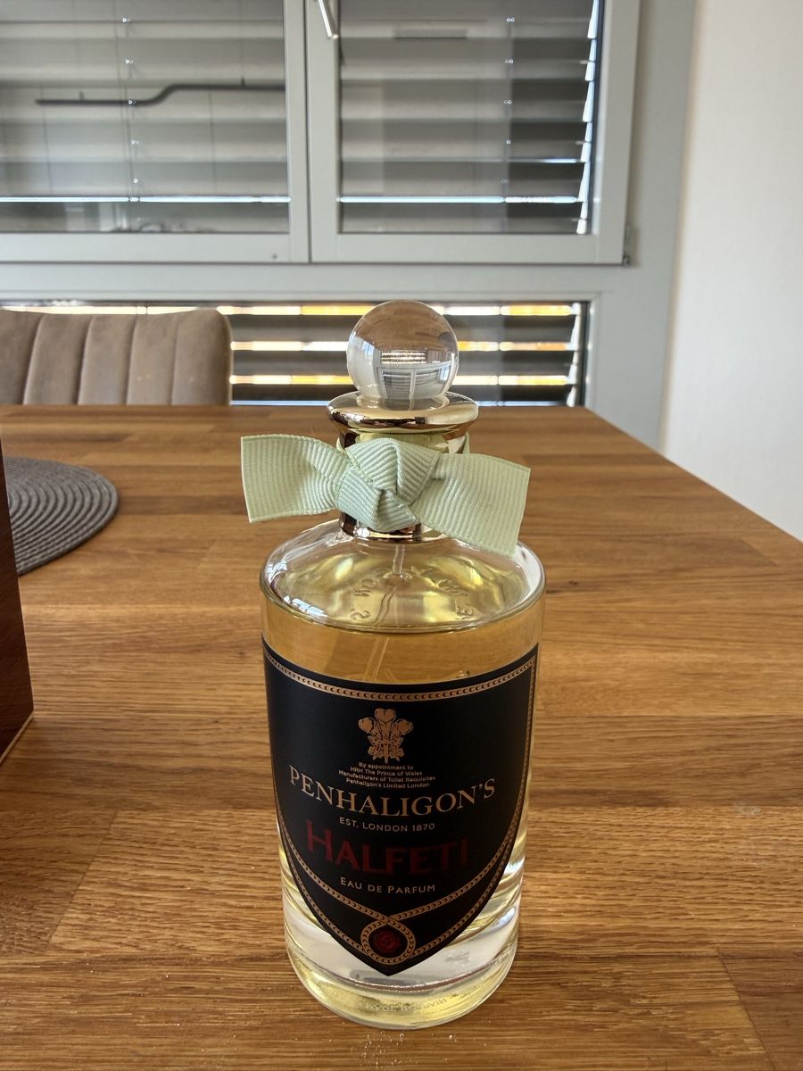 Penhaligon's Profumi & Eau de Toilette: Parfum Penhaligon's Halfeti Eau de Parfum 100ml 95% – Nuovo (secondo la descrizione) da Dietikon venduto da ValeM. 1