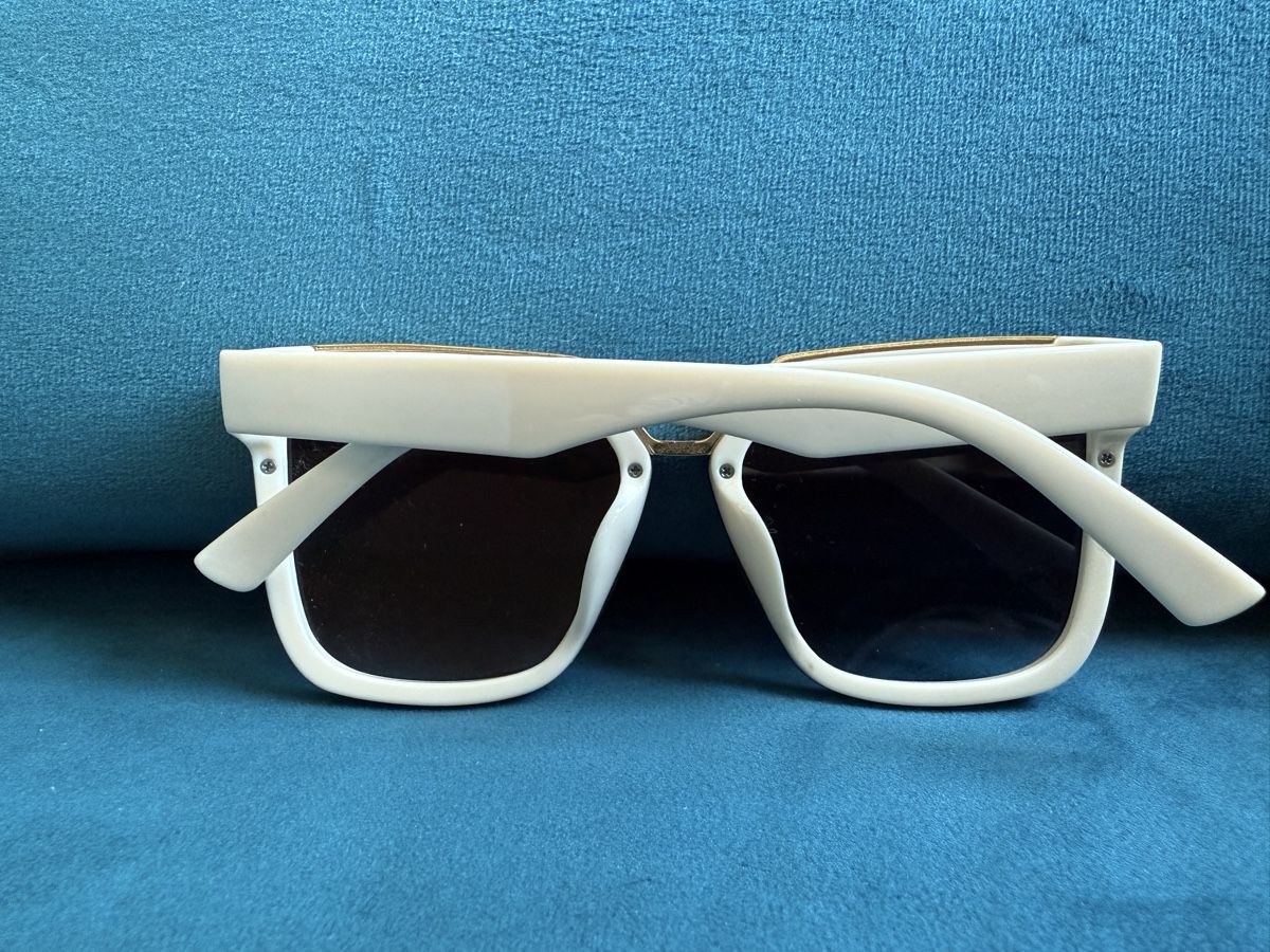 Lunettes & Verres: Sunglasses – Neuf (Voir description) à Zürich par Yuece 1