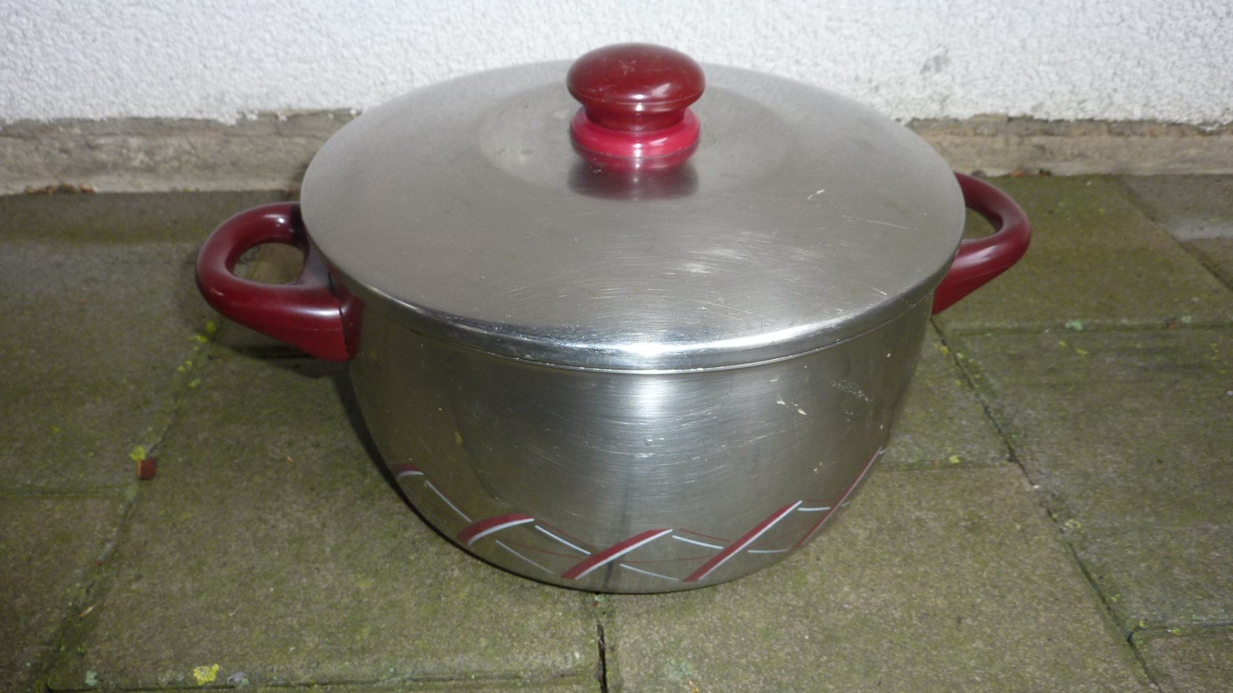 Casseroles: wenig gebrauchter kochtopf – Neuf (Voir description) à Füllinsdorf par pmarkus