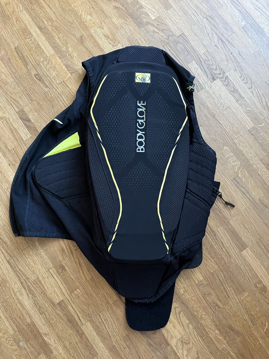 Protezioni & Imbottiture: Body Glove Protector Vest, Grösse M – Usato da Bern venduto da stef_ha