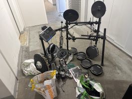 Alesis schlagzeug 