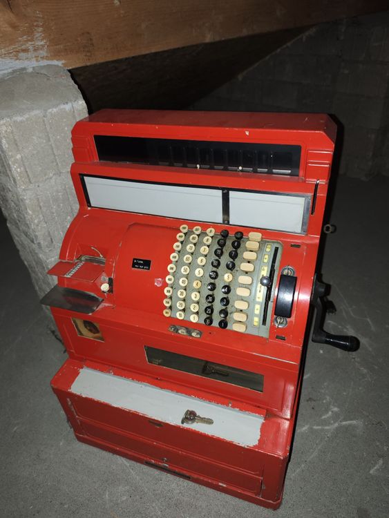 Rote antike Kasse, mechanisch, Nostalgie pur! Top Deko! (Gebraucht) in ...