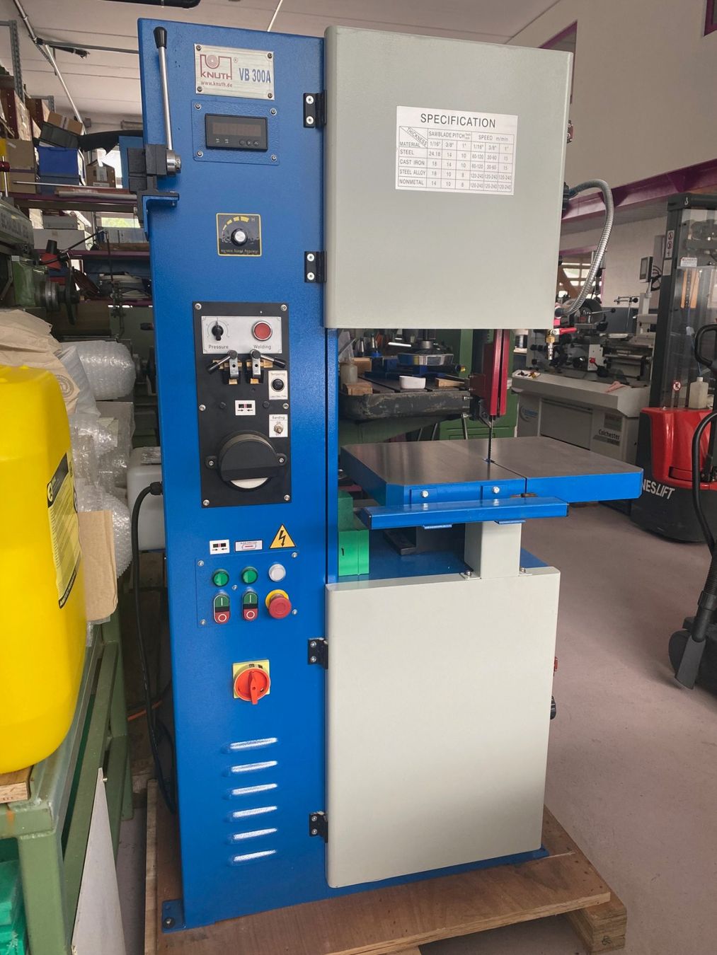Tutte le macchine: A vendre Scie à Ruban – Usato da sierre venduto da Robyr 1