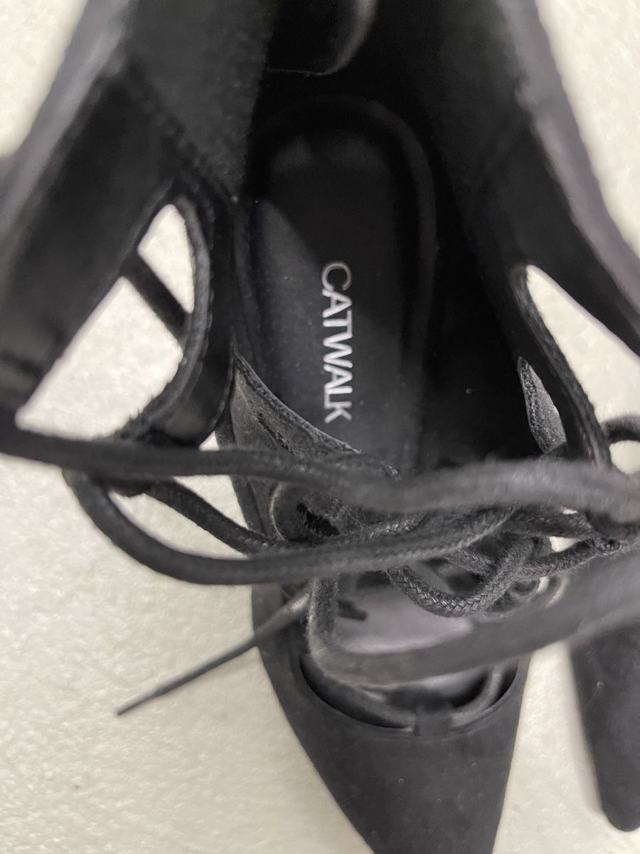 Scarpe da donna: Schwarze Schnürschuhe Catwalk Gr. 37 – Usato da Wohlen AG venduto da abaci 1