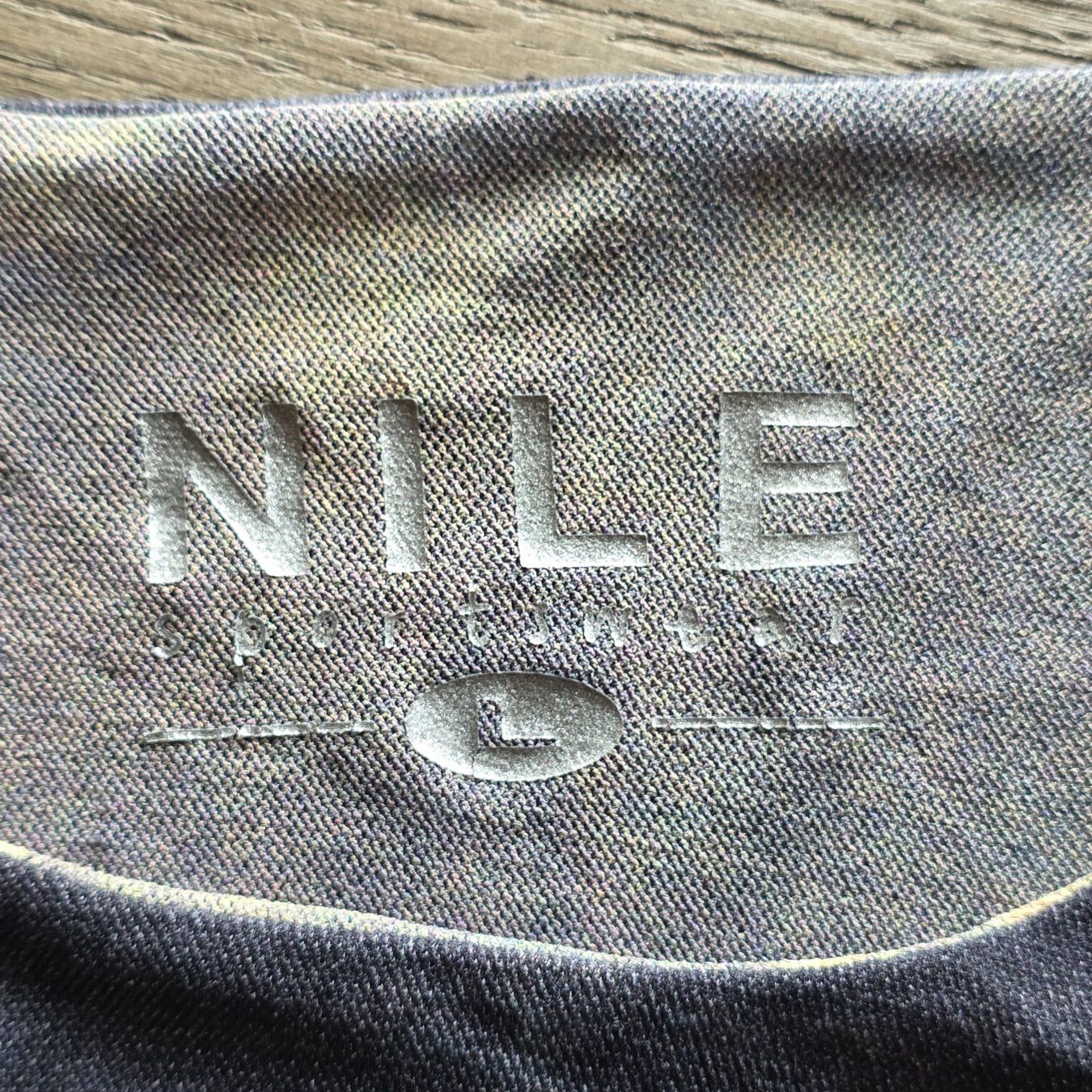 Nile Maglioni & Felpe: 🐸 NILE PULLOVER TOP BLUSE MIT SCHÖNEM ALLOVER  PRINT L – Nuovo (secondo la descrizione) da Môtier (Vully) venduto da Frogs 7