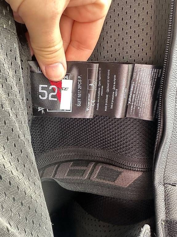 Completi: Dainese Lederkomb - Motorradkombi – Usato da Weiach venduto da sel_s7kk 4