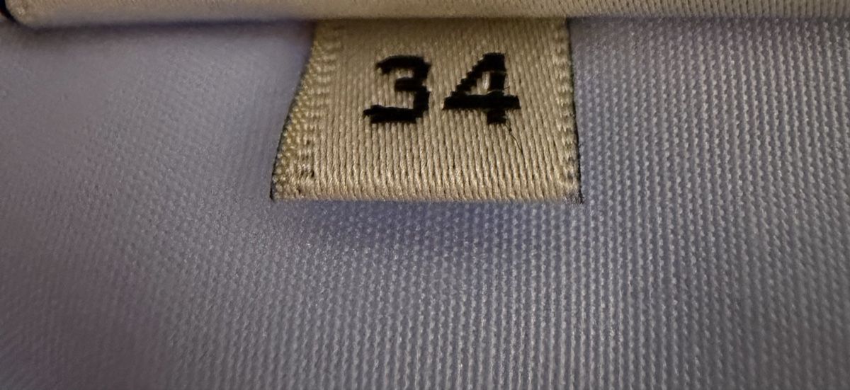 Blusen: Camicia spalle scoperte azzurra – Neu und originalverpackt aus Muzzano von nat_x9hf 2