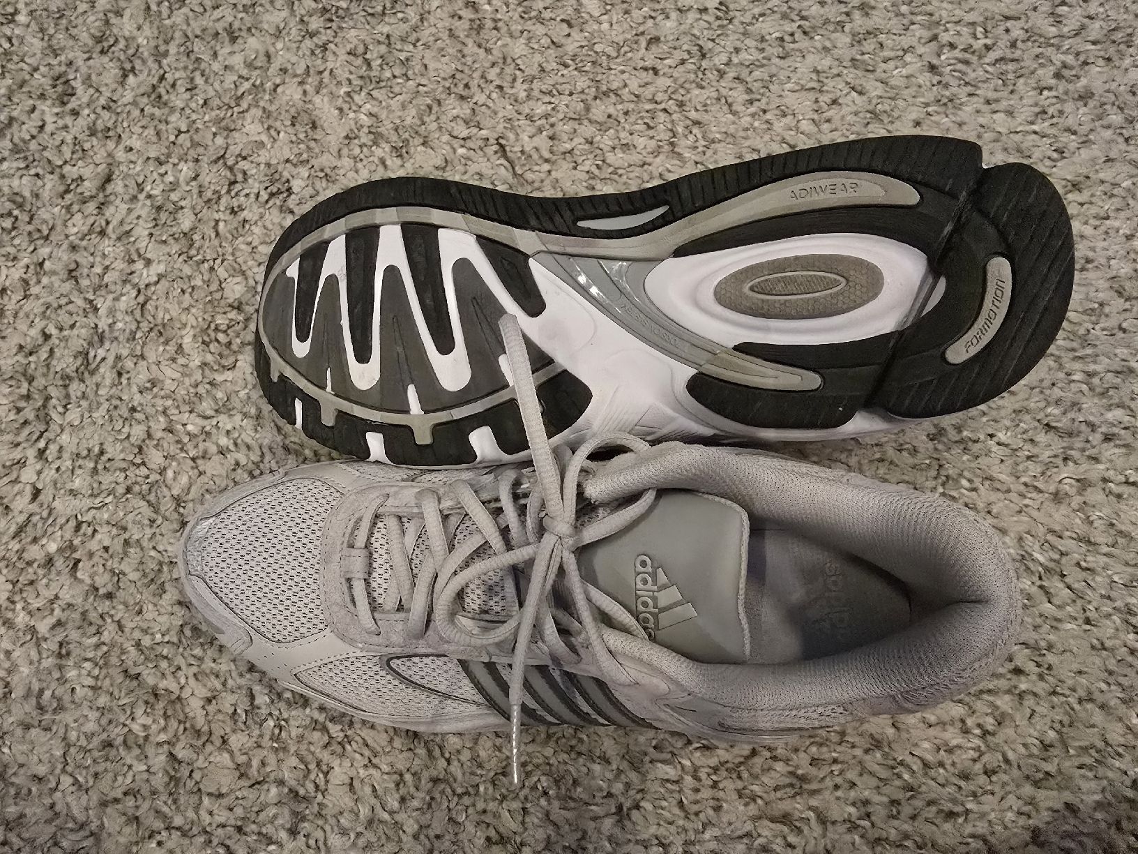 Adidas Scarpe da uomo: Adidas Performance Sneaker der Grösse 44 – Usato da Embrach venduto da Flyroebi 2