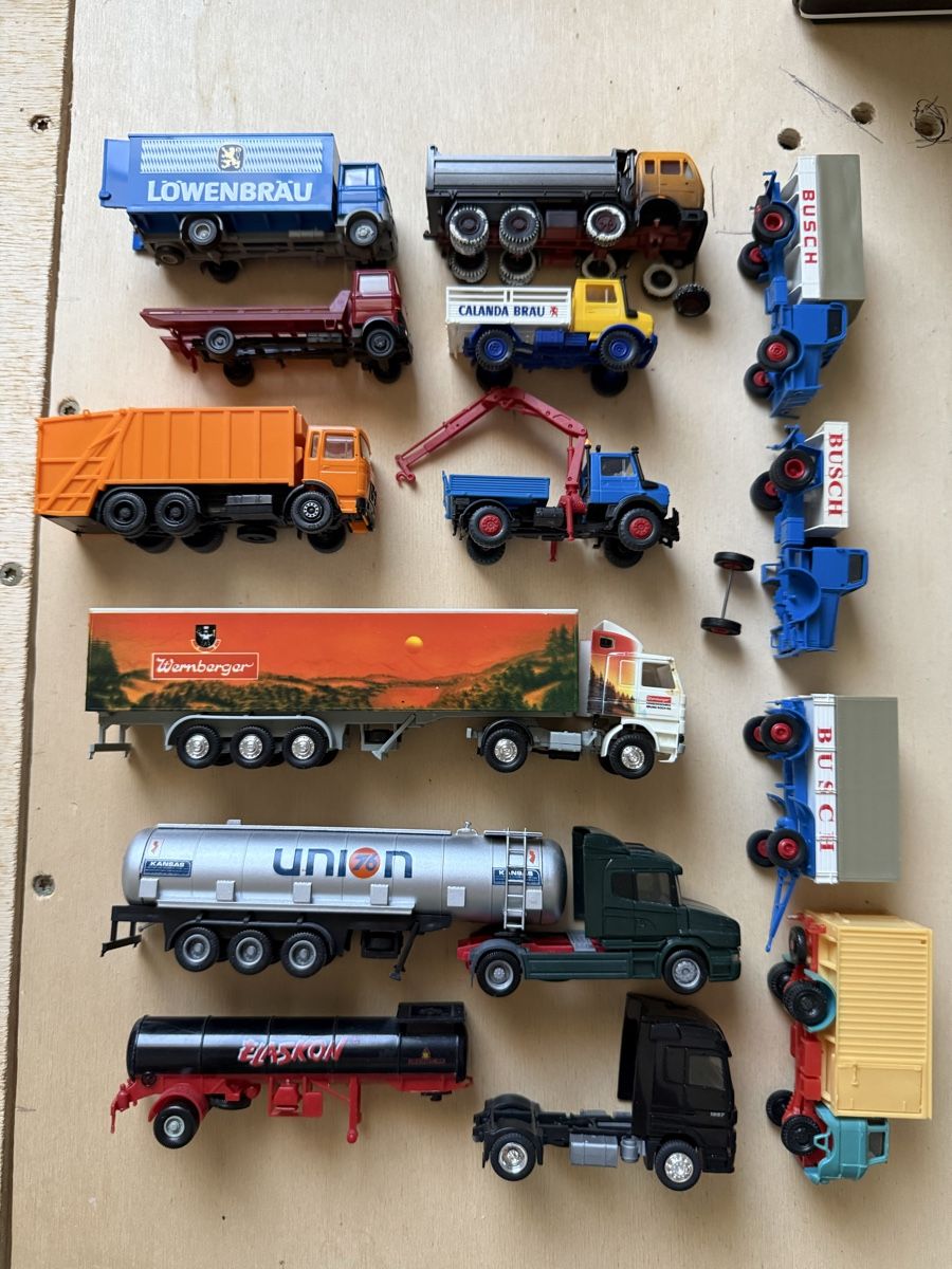 Herpa Kit di modellismo & Modellini statici: Divers modèles HO camions, LKW – Difettoso da Morrens VD venduto da YannD02 3