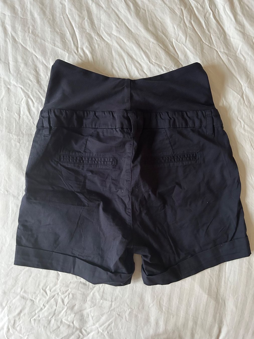 H&M Pantaloni: Short grossesse, neuf, H&M, 38 – Nuovo e nell'imballaggio originale da Carouge GE venduto da Emilynette 4