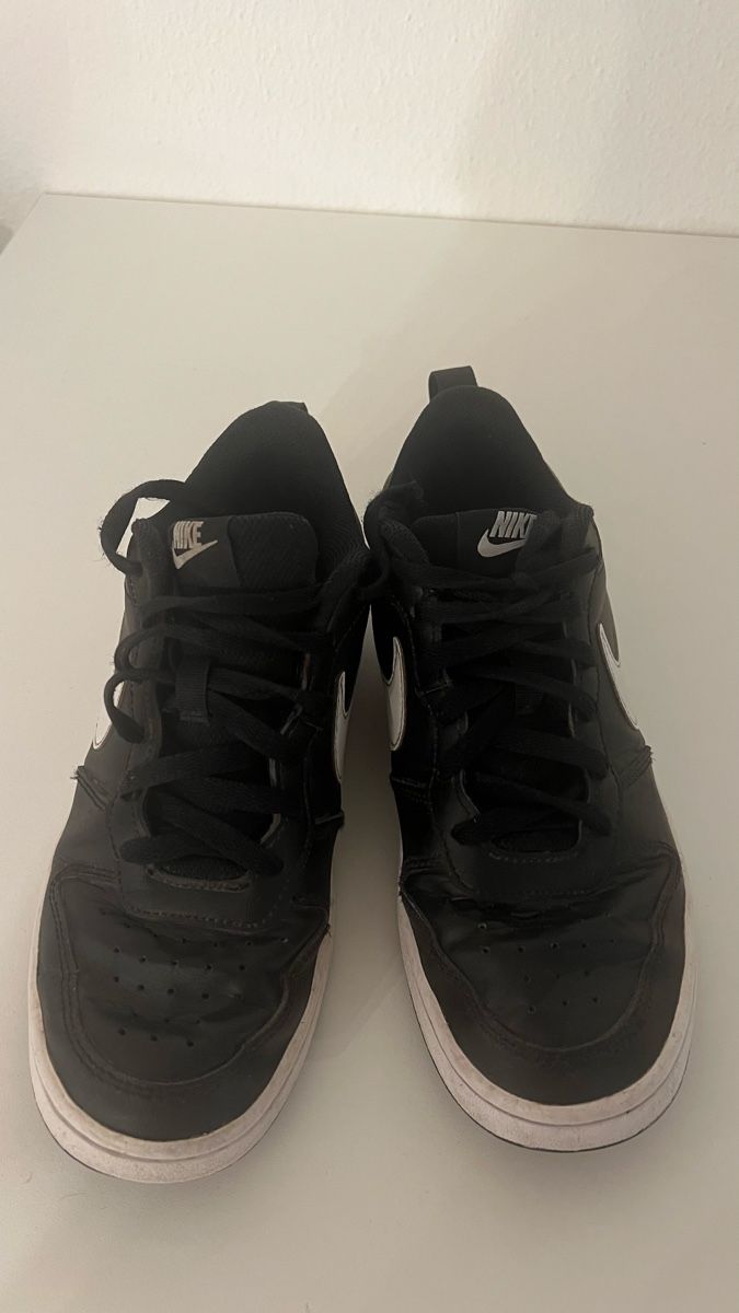 Nike Scarpe da uomo: Nike Schuhe – Usato da Langenthal venduto da Yana.Chaika