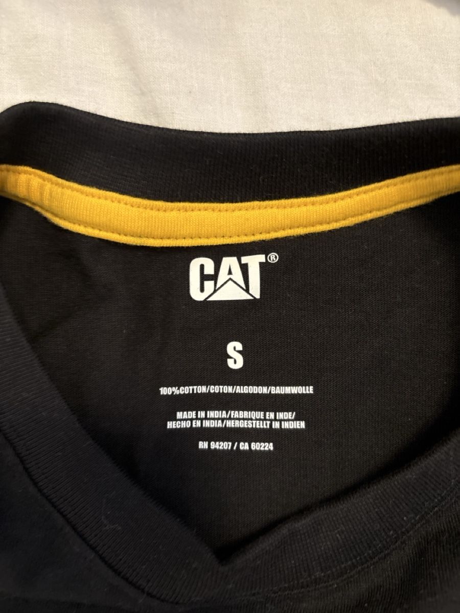 Caterpillar T-shirt: Caterpillar T-Shirt – Nuovo (secondo la descrizione) da Münchenstein venduto da FlavioDe 2
