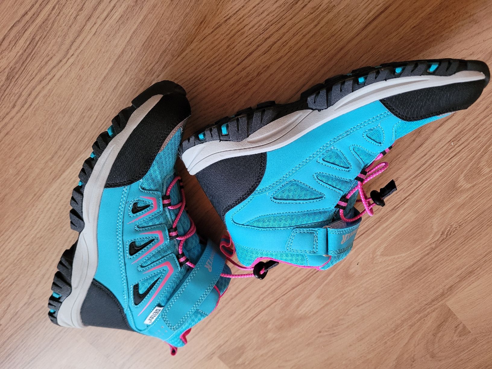 Scarpe per ragazze: Landrover Schuhe Gr. 37 – Usato da Steffisburg venduto da Gismo49 2
