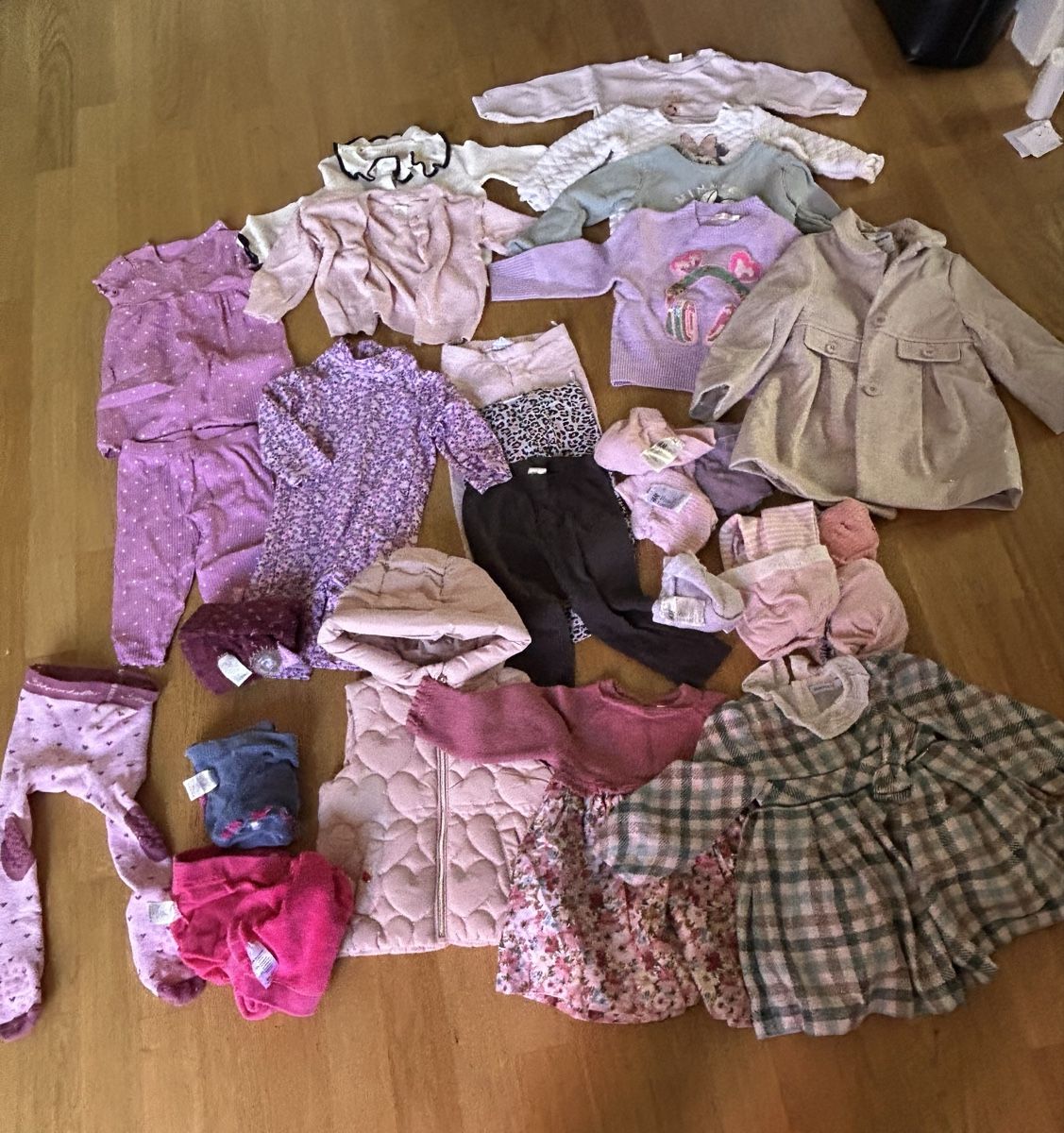 Lotti & Set di vestiti: Mädchen Bekleidung Grösse 86 – Usato da Zürich venduto da Jess-Steff 2