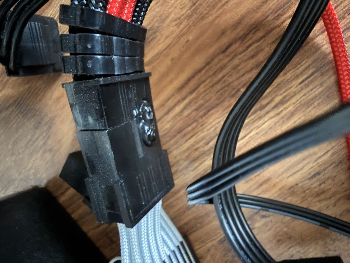 Corsair PCs: Diverse PC- Hardware – D'occasion à Birsfelden par ber_7r79 3