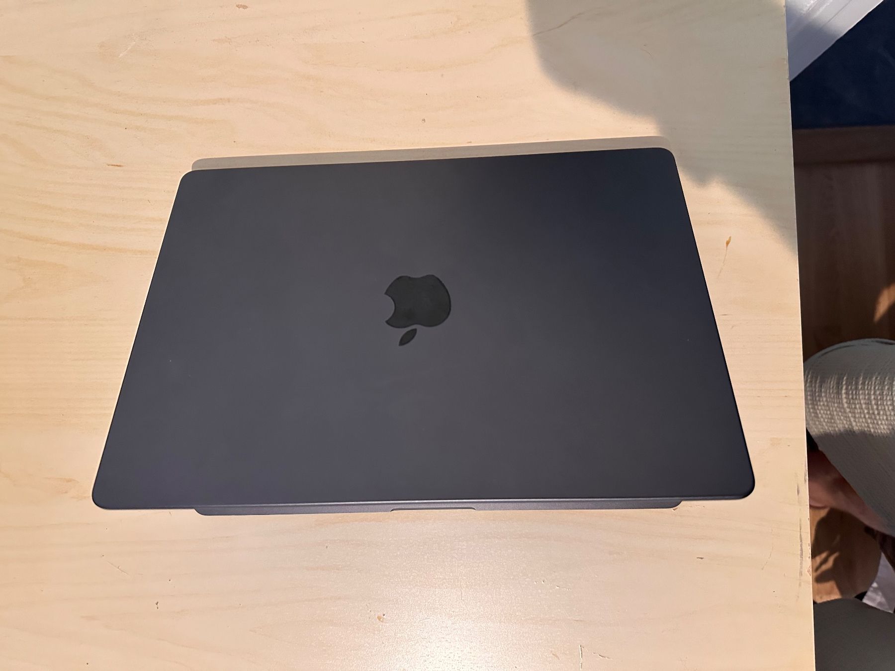 Apple Notebooks: MacBook Pro M5 16GG Memory 512GB Storage – Gebraucht aus Lausanne von vol_25fm 2