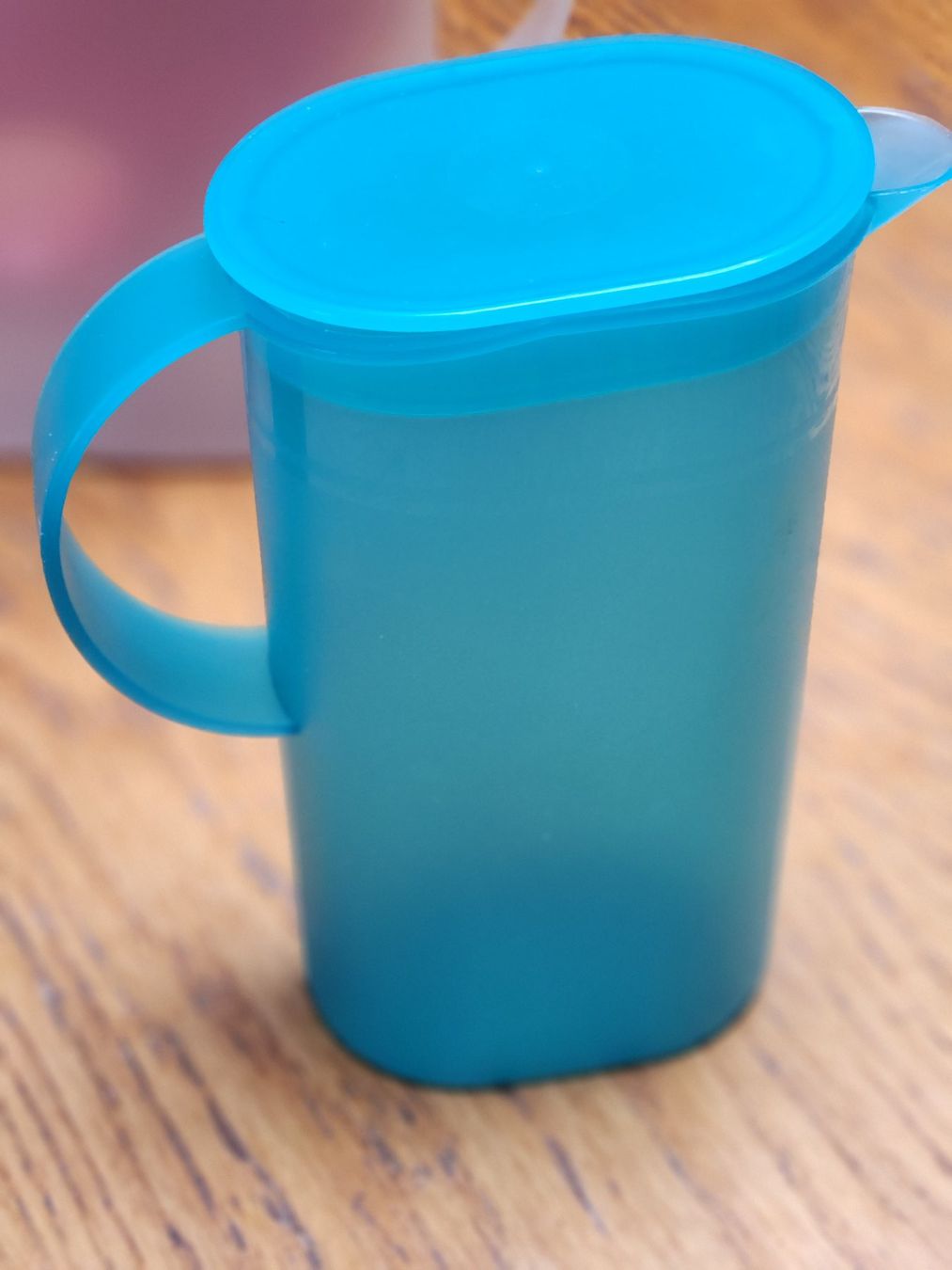 Tupperware Contenitori & Simili: Tupperware Krug 0,5l blau oder grün oder Rot – Usato da Gstaad venduto da Kuhstall-2026 5