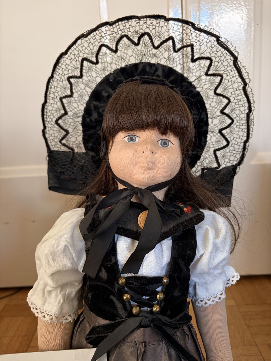 Bambole: Trachtenpuppe – Usato da Biel/Bienne venduto da shekinah20 2