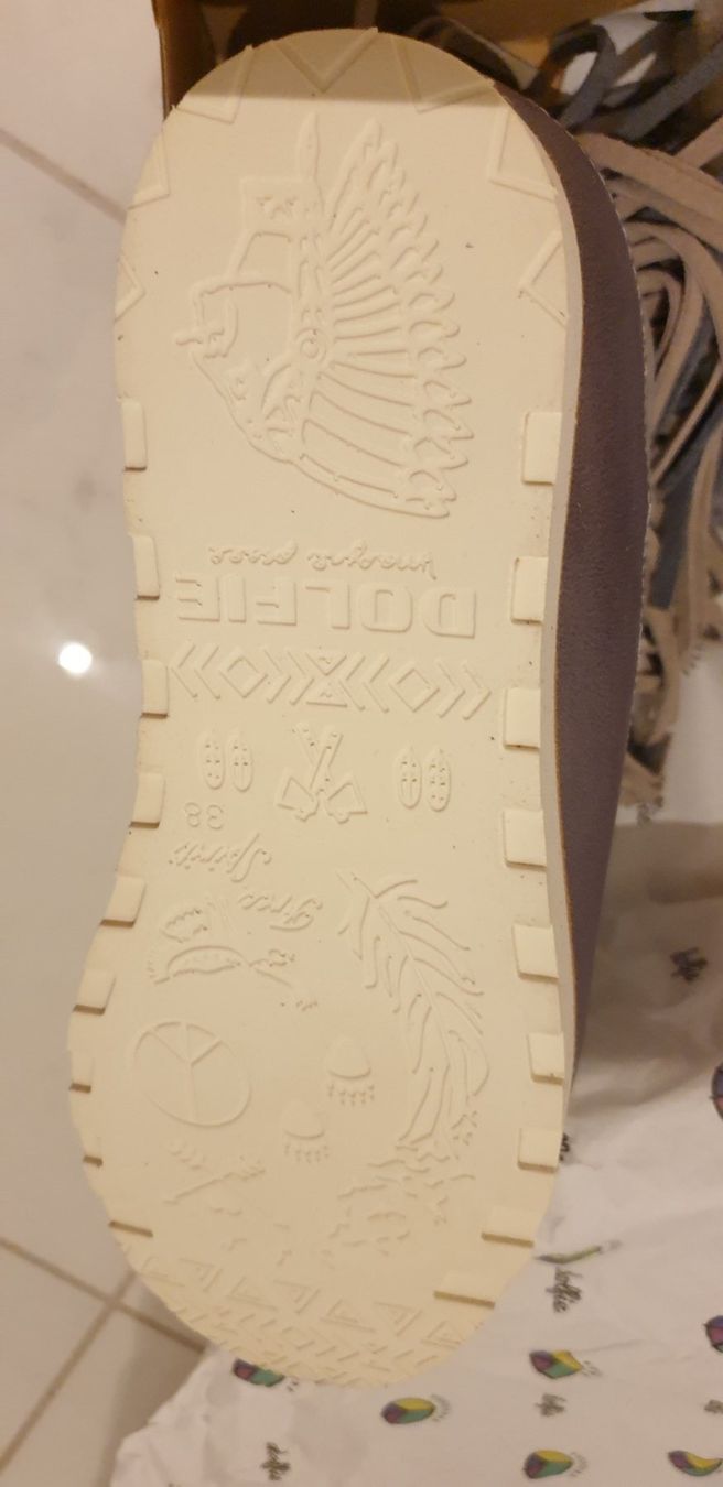 Scarpe da donna: Lammfell Stiefeln mit Fransen NEU Gr. 38 – Nuovo e nell'imballaggio originale da Wettswil venduto da the_jr6l 3