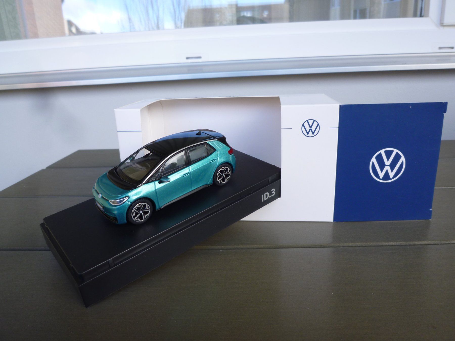Volkswagen Modellini d'auto: VW ID.3 – Nuovo e nell'imballaggio originale da Flawil venduto da Imperiosud