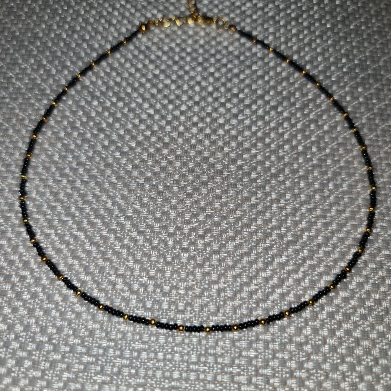 Catenine: Handgemachte Halskette gold/schwarz – Nuovo e nell'imballaggio originale da Grafstal venduto da sel_yil