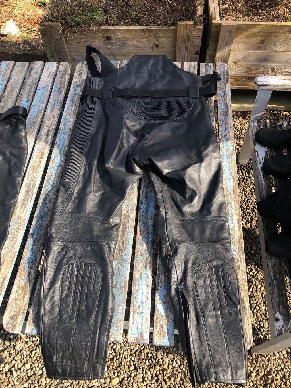 Lotti di vestiti: Motorradbekleidung gebraucht – Usato da Schneisingen venduto da Kehlchen02 2