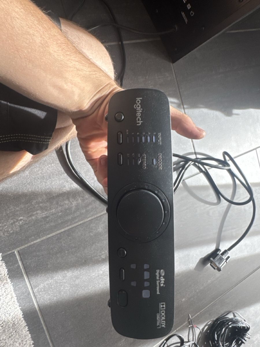 Logitech Home cinéma: Logitech Surround Anlage – D'occasion à Kernenried par joe_qbg5 3