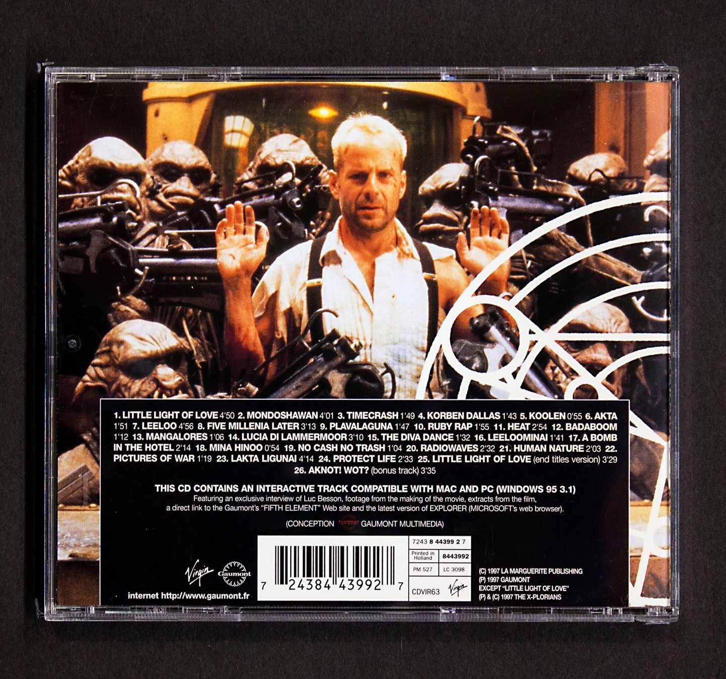 CDs: Eric Serra – The Fifth Element (OST)   CD – Gebraucht aus Fraubrunnen von  1